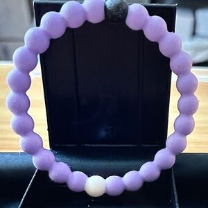 ❣️5|$25❣️CC Boutique Purple and White Beaded Bracelet